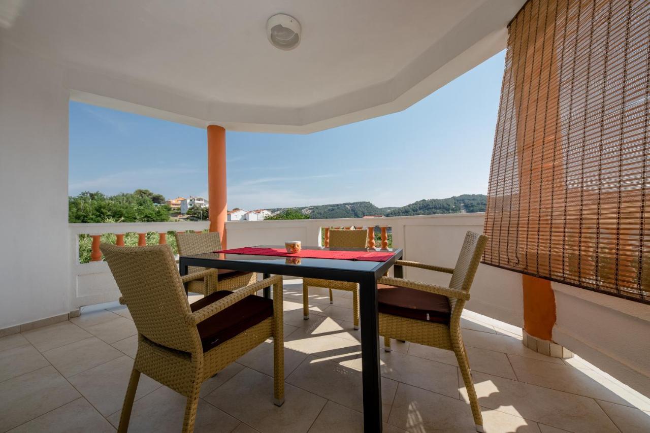 Zeljko Apartmani Lopar Exterior foto